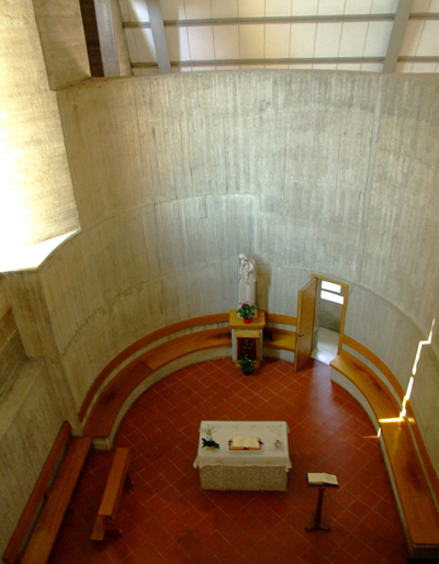 Arzignano, San Giovanni Battista, la cappella per i matrimoni ripresa dalle balconate superiori